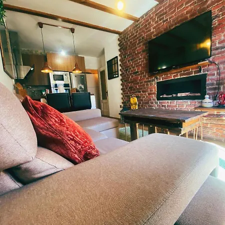 Precioso En El Casco Historico Appartamento